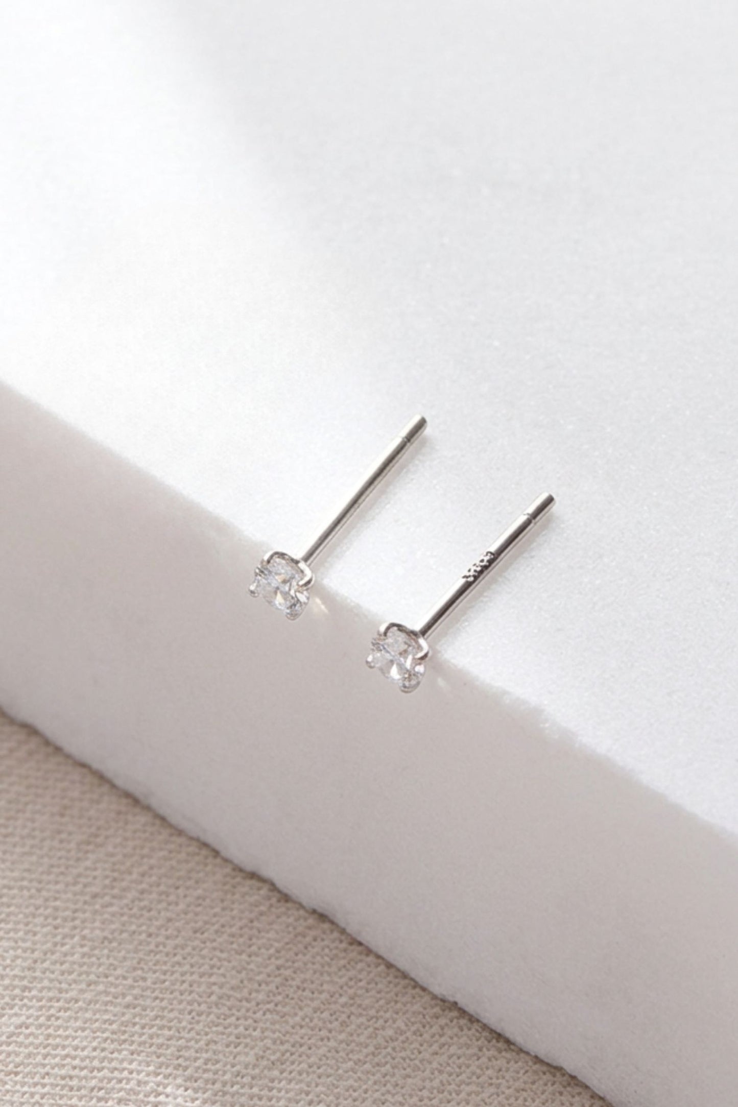 sterling-silver-cz-2-5mm-studs-in-silver-white