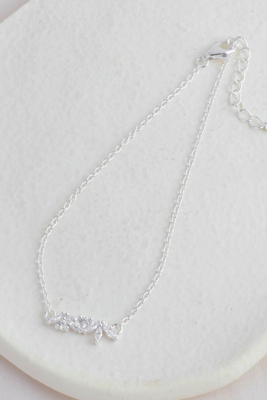 sterling-silver-cz-leaf-cluster-bracelet-amazing-mum-closeup