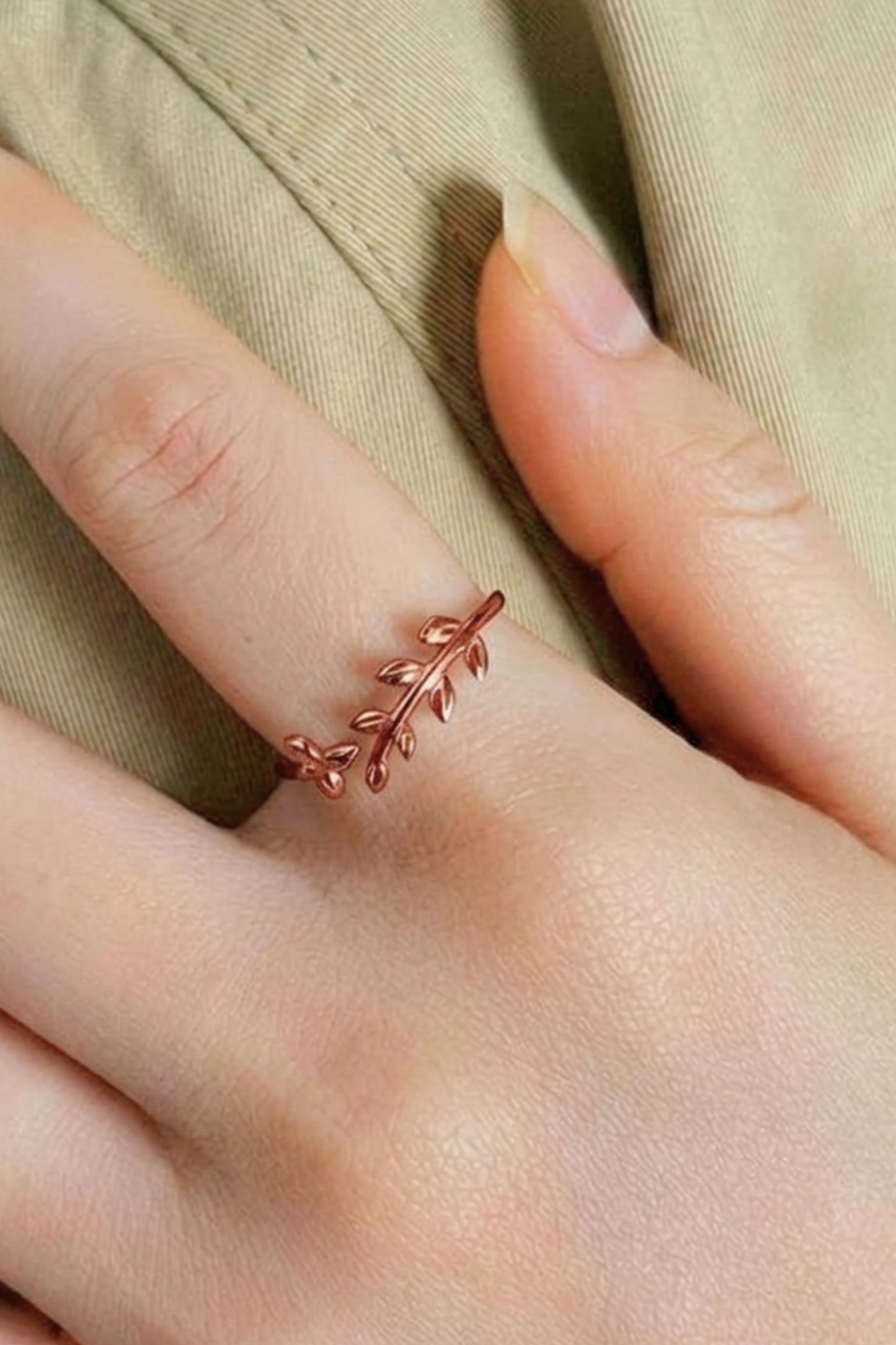 sterling-silver-olive-leaf-ring-in-rose-gold-model