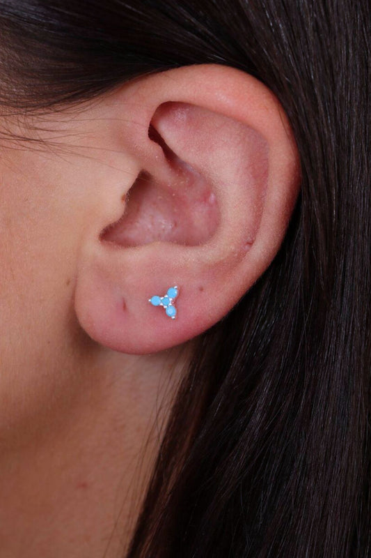sterling-silver-turquoise-flower-studs-model