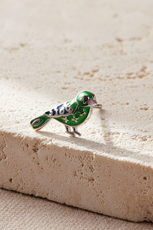 sterling-silver-greenfinch-studs-in-silver-closeup