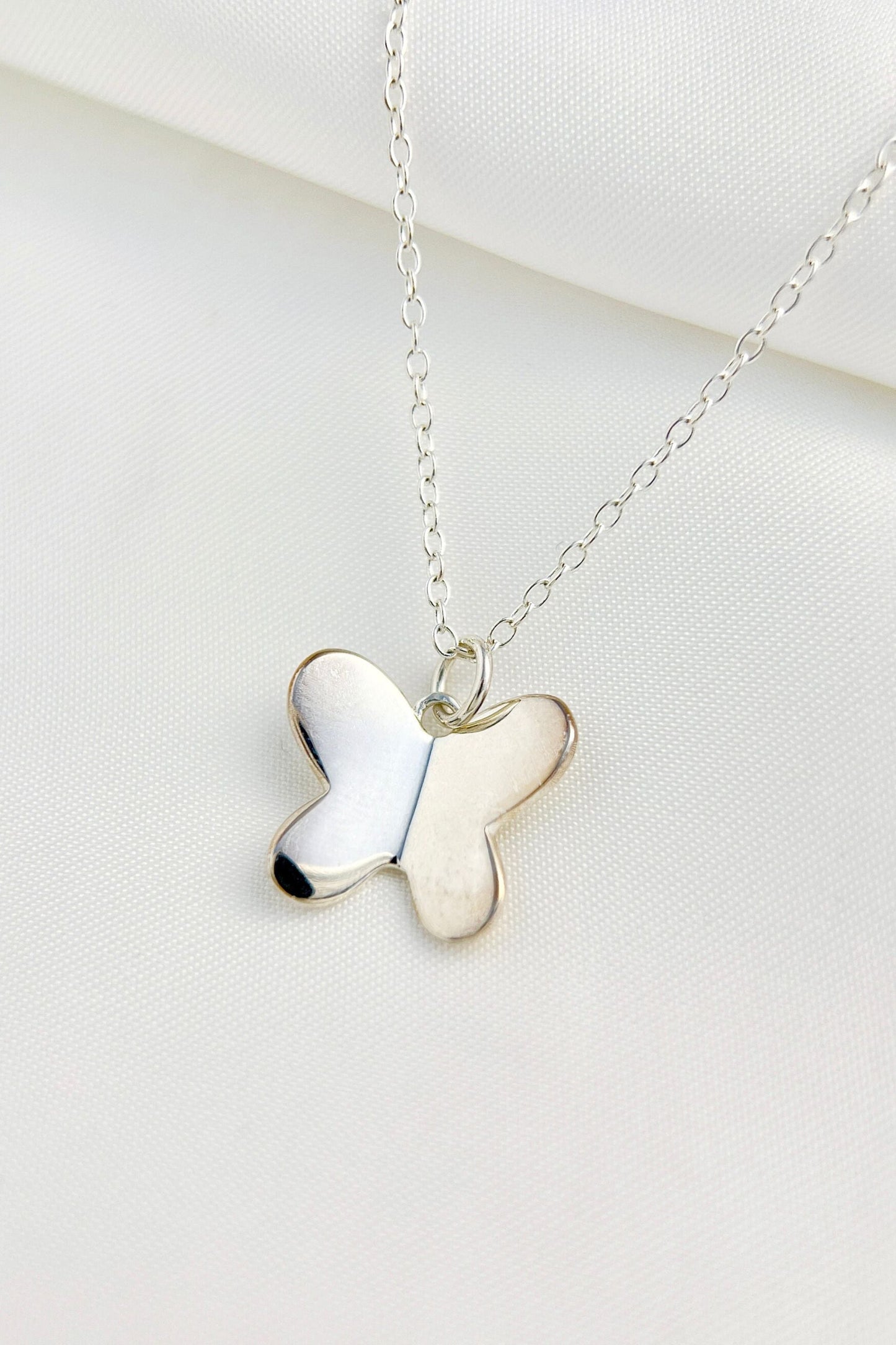 sterling-silver-butterfly-necklace-closeup