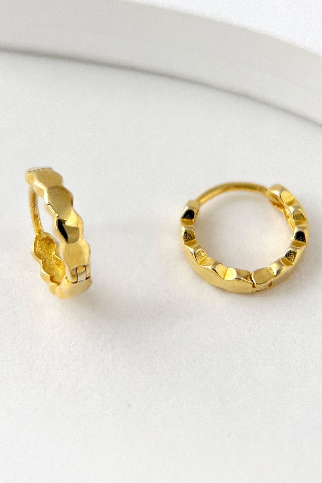 sterling-silver-honeycomb-huggie-hoops-in-gold
