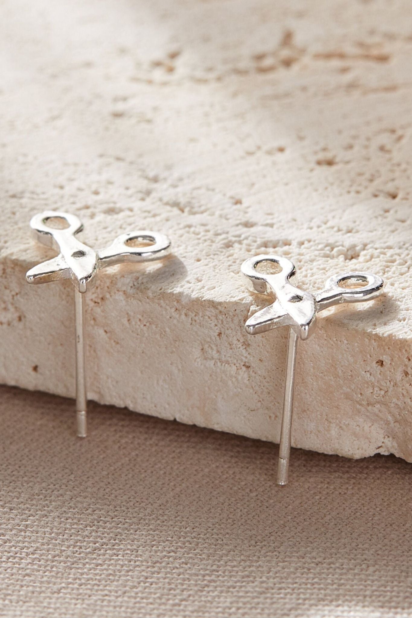 sterling-silver-scissor-studs-closeup