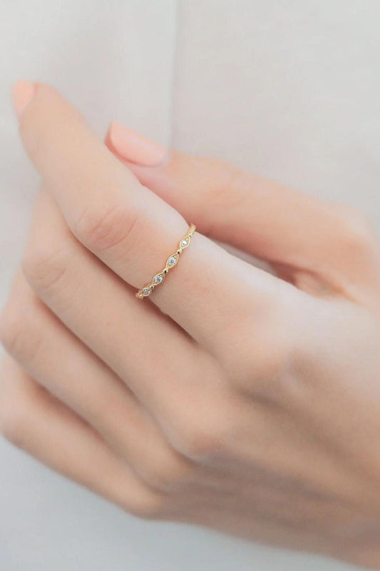sterling-silver-cz-dainty-ring-model-finger