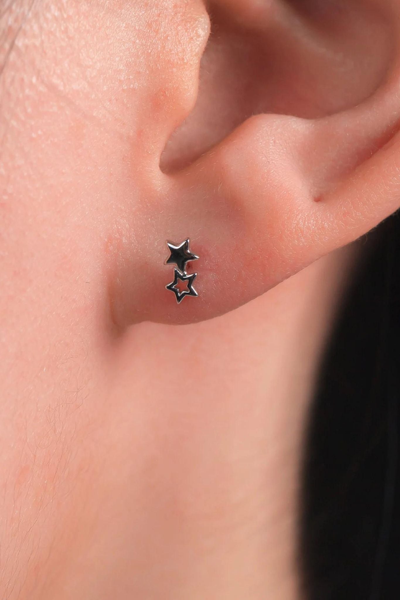 sterling-silver-double-star-studs-6mm-in-silver-model