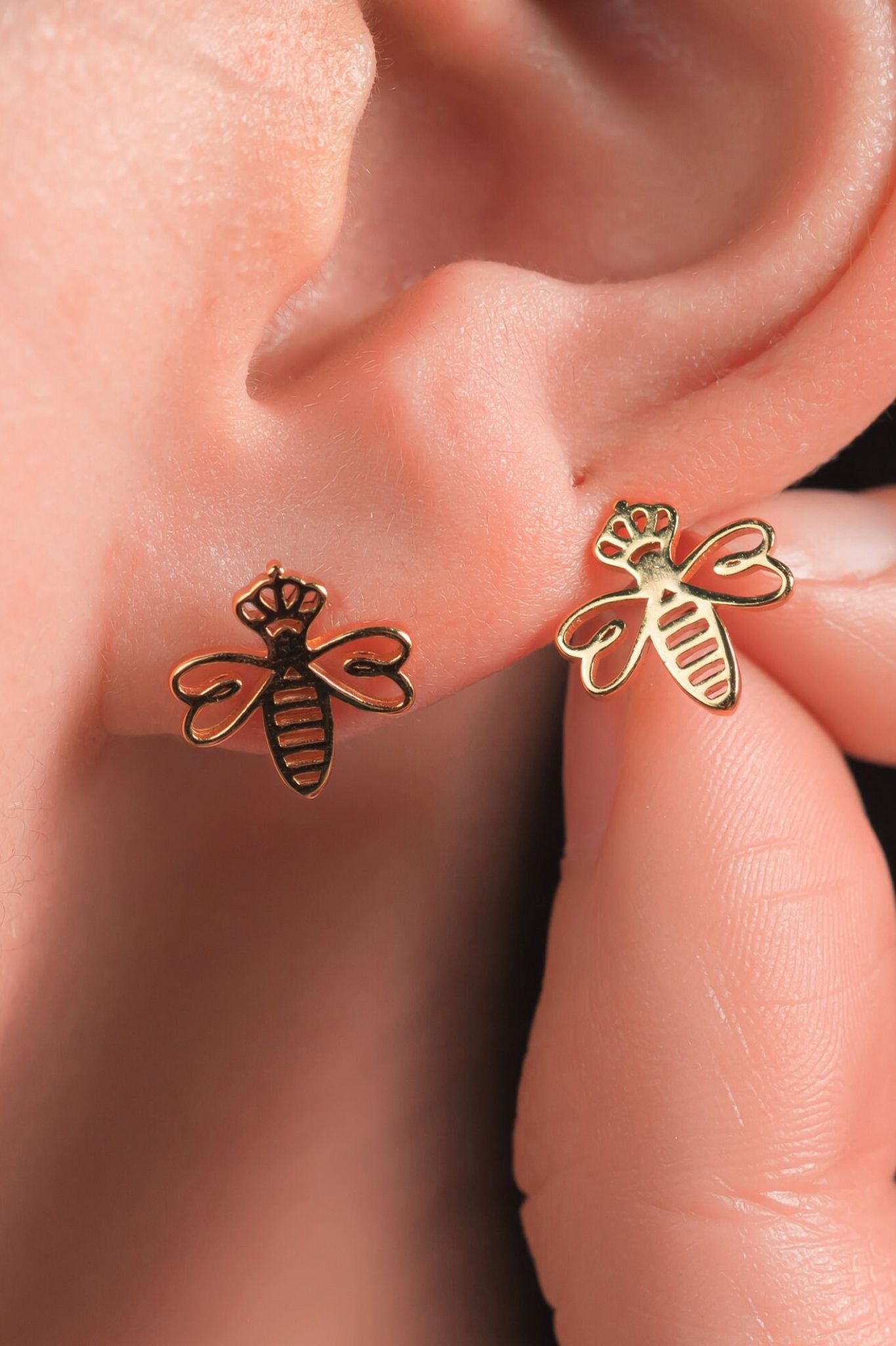 sterling-silver-queen-bee-studs-in-gold