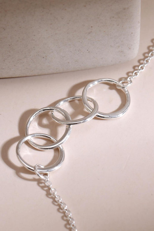 sterling-silver-four-rings-bracelet-closeup