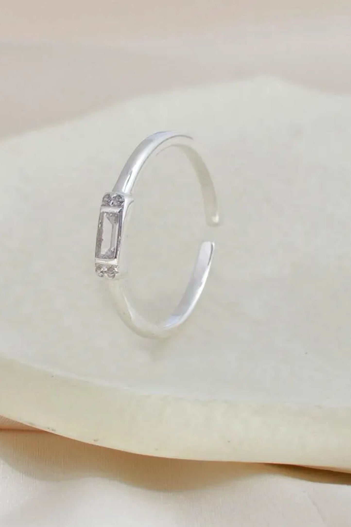 sterling-silver-baguette-ring-in-silver-closeup