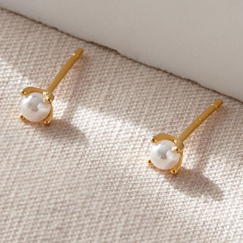 Pearl Studs