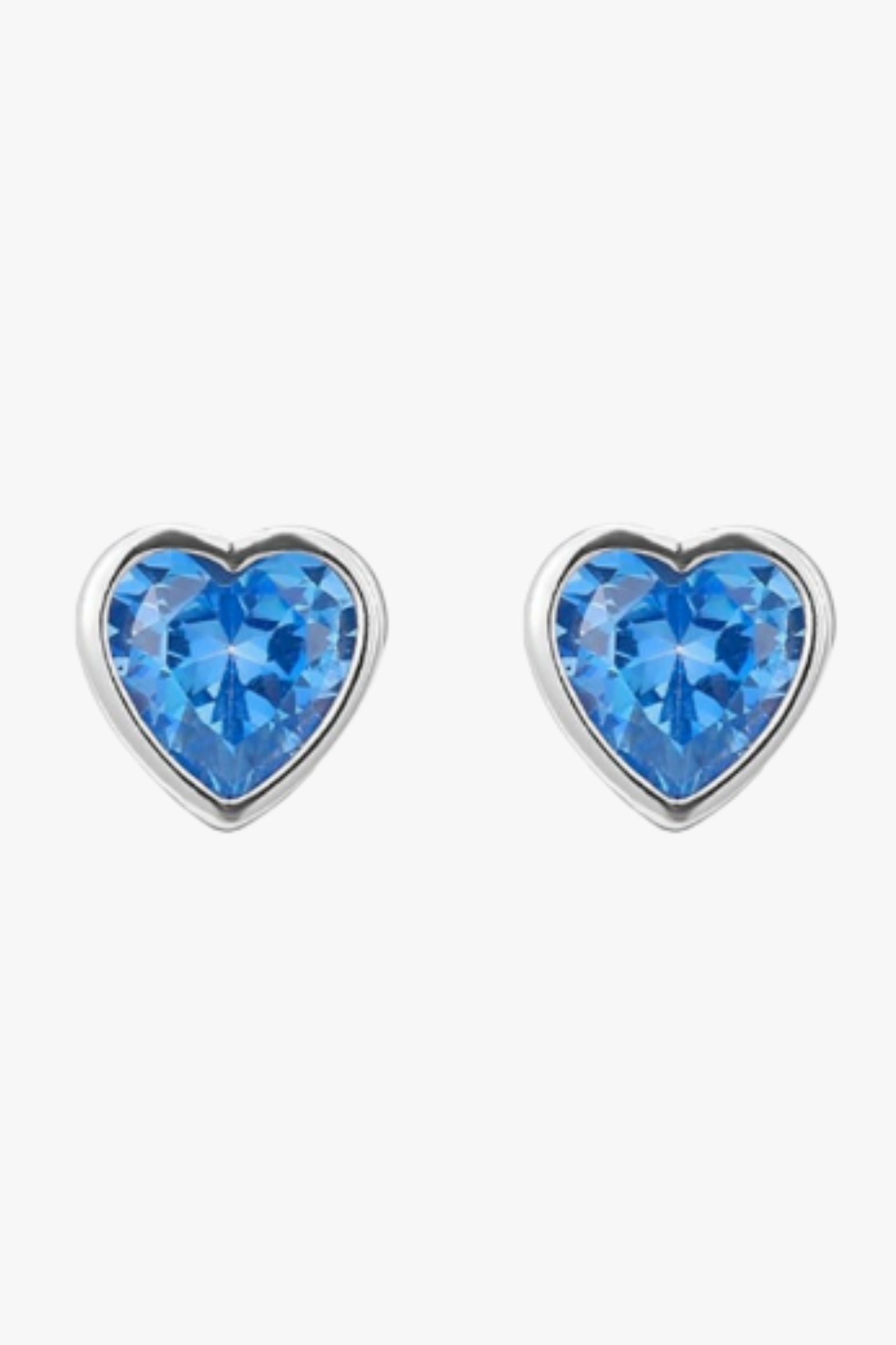 sterling-silver-cz-heart-studs-in-silver-light-blue-closeup