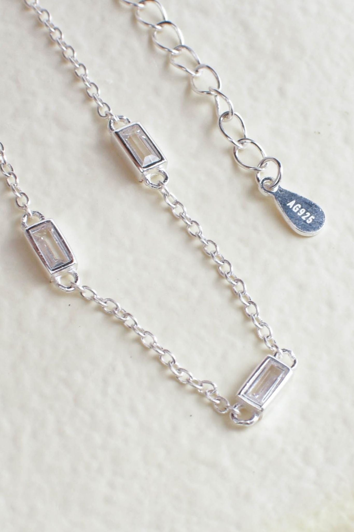 sterling-silver-baguette-cz-bracelet-closeup