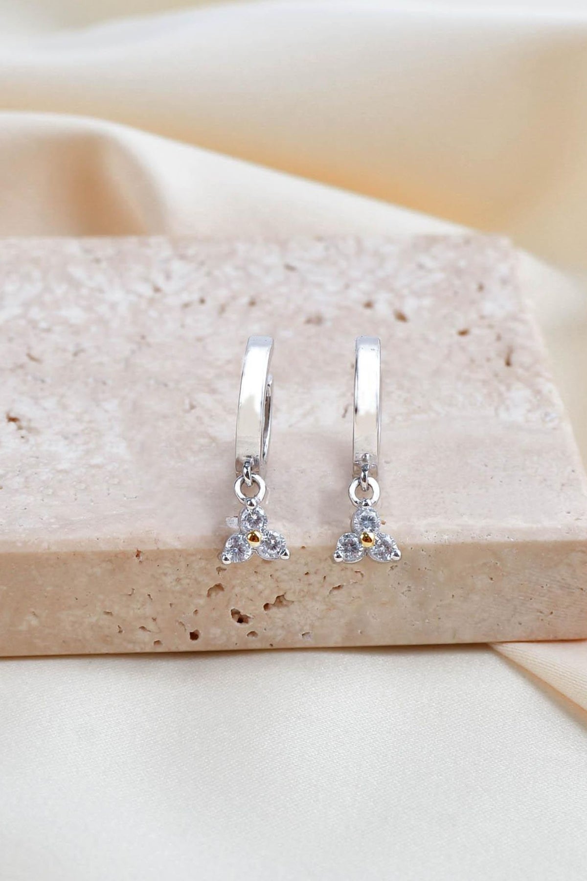 sterling-silver-sparkly-floral-hoops-closeup