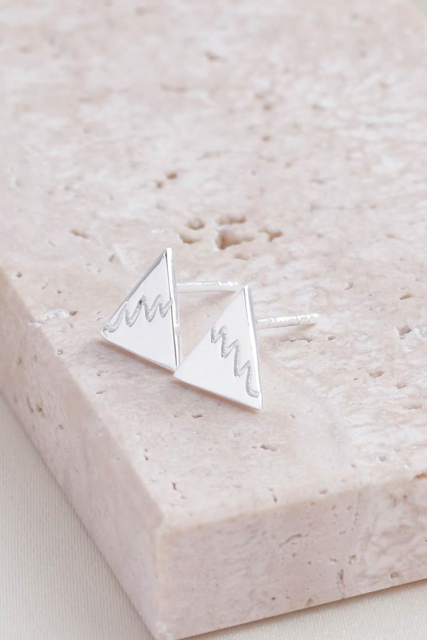 sterling-silver-mountain-studs-closeup