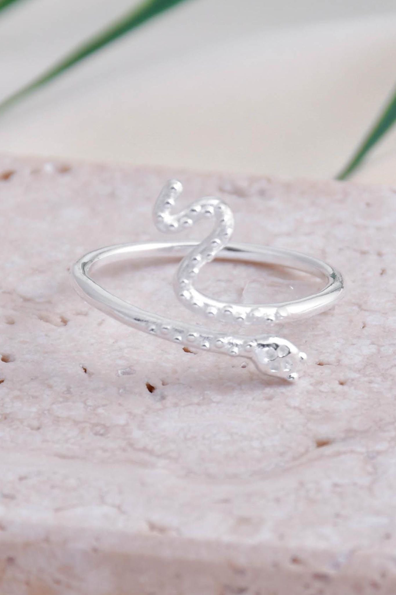 sterling-silver-snake-ring-closeup