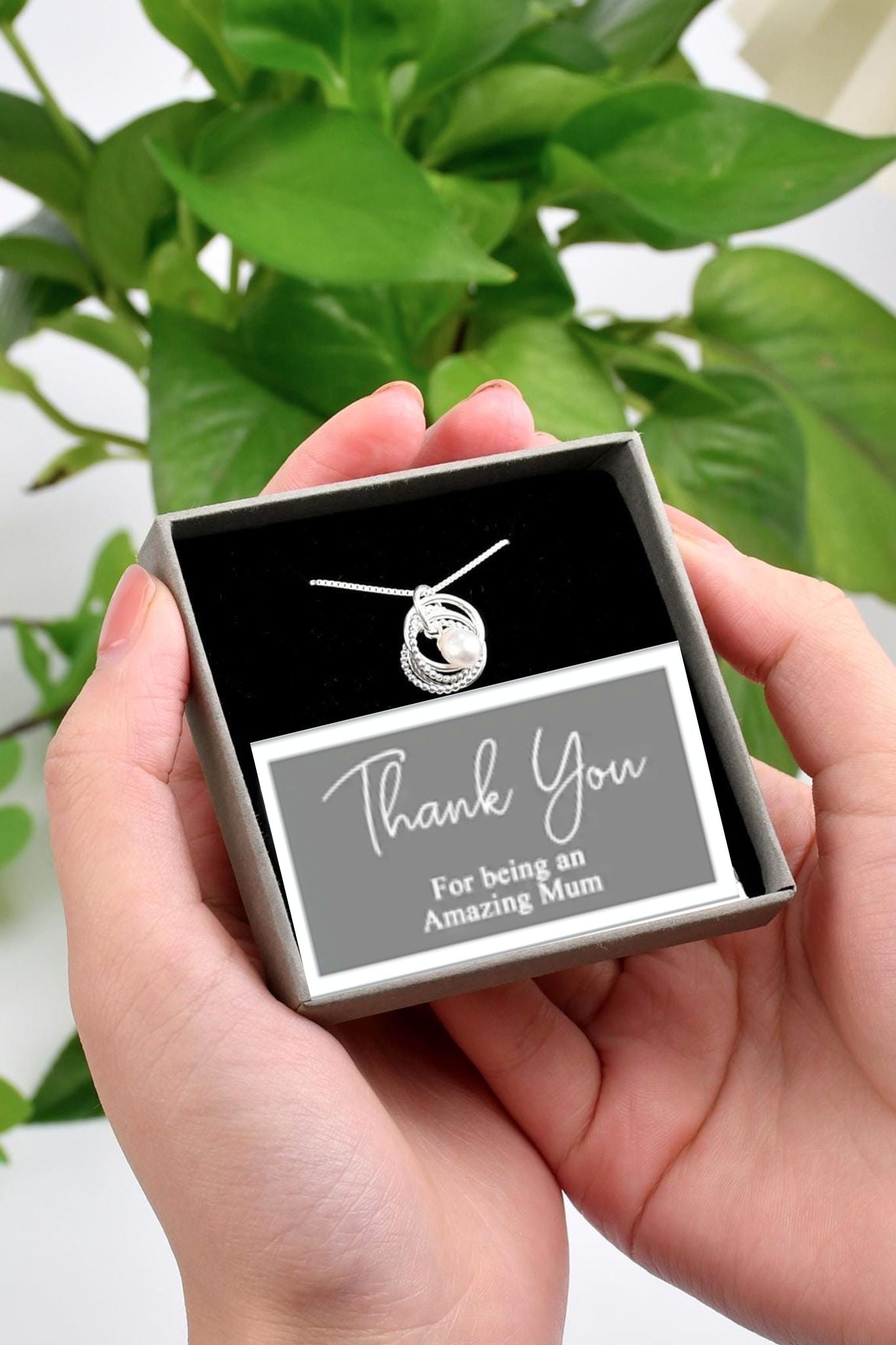 sterling-silver-freshwater-pearl-necklace-mum-gift