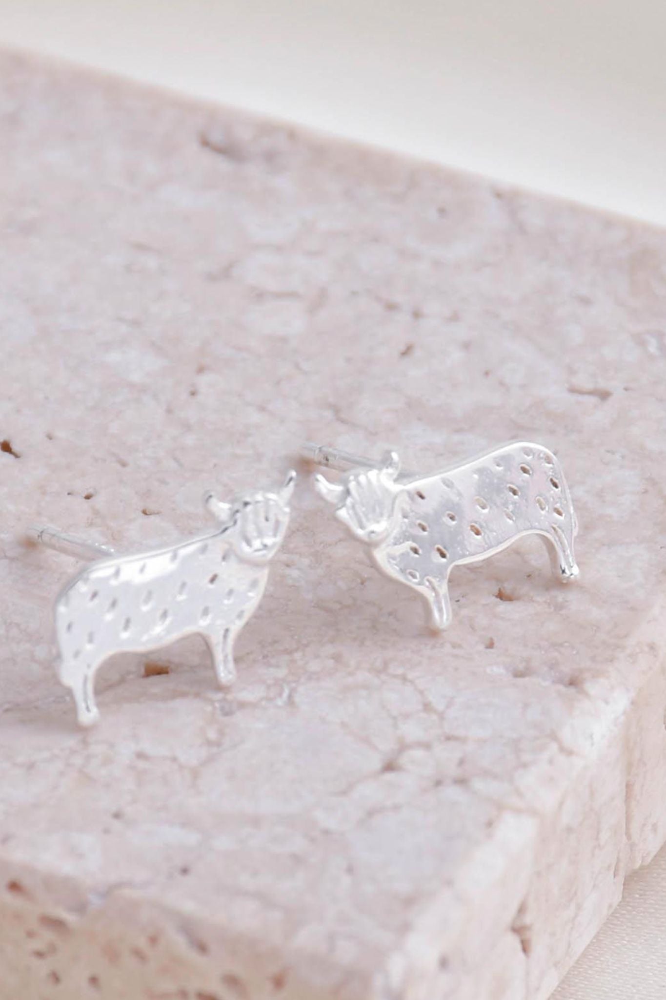 sterling-silver-highland-cow-studs