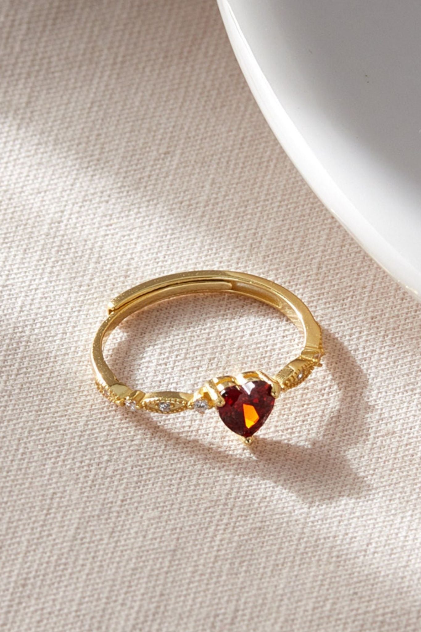 sterling-silver-ruby-red-heart-ring-closeup