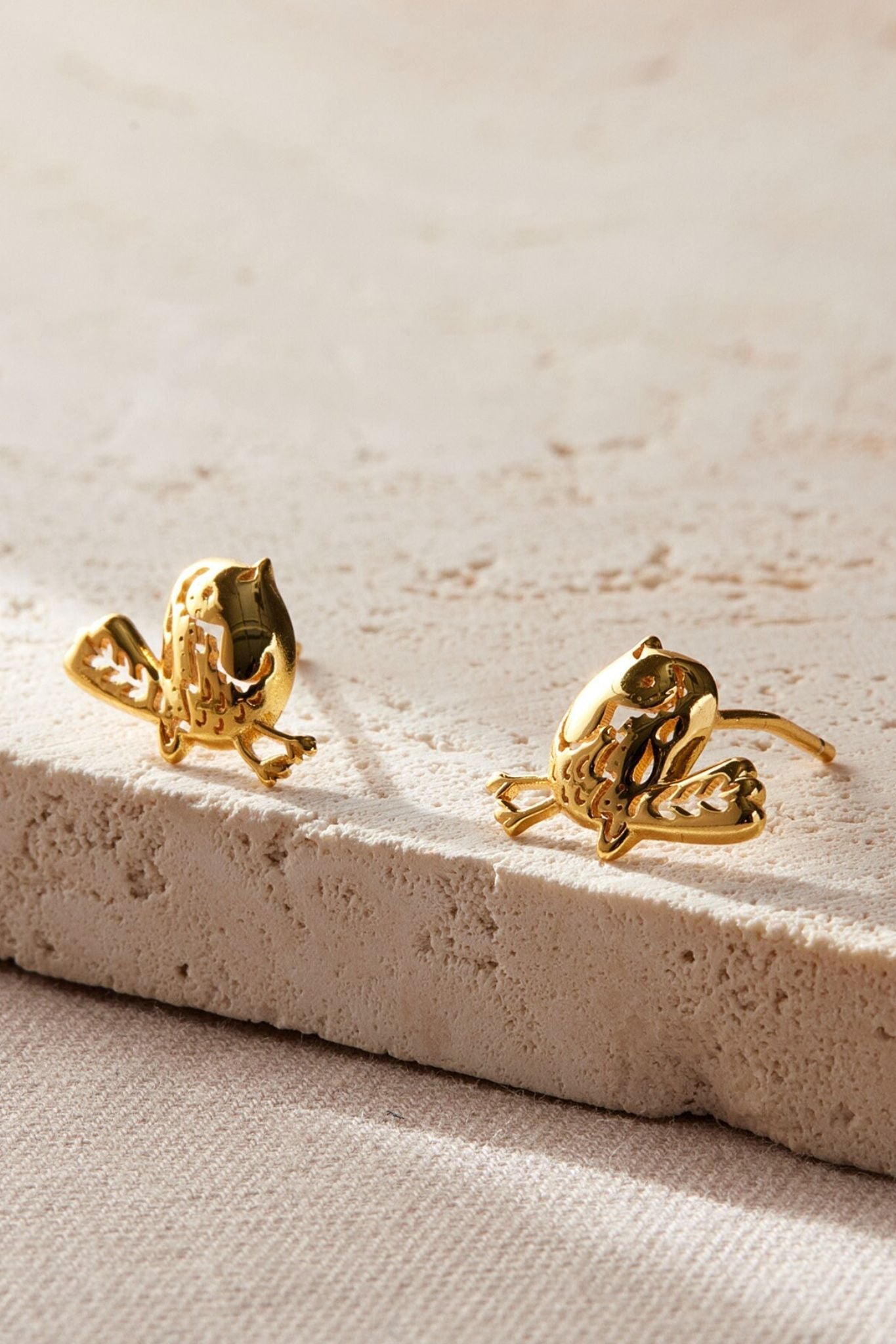 sterling-silver-robin-studs-in-gold