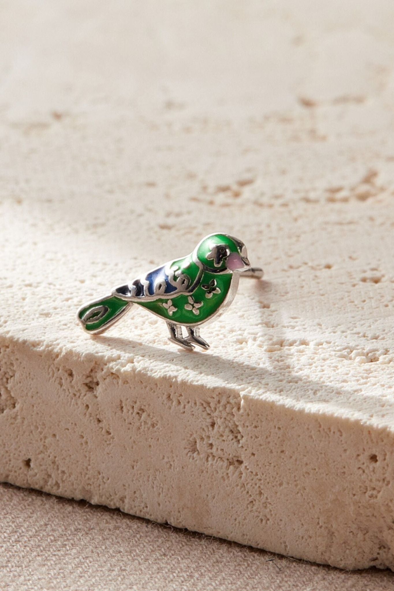 sterling-silver-greenfinch-studs-in-silver-closeup