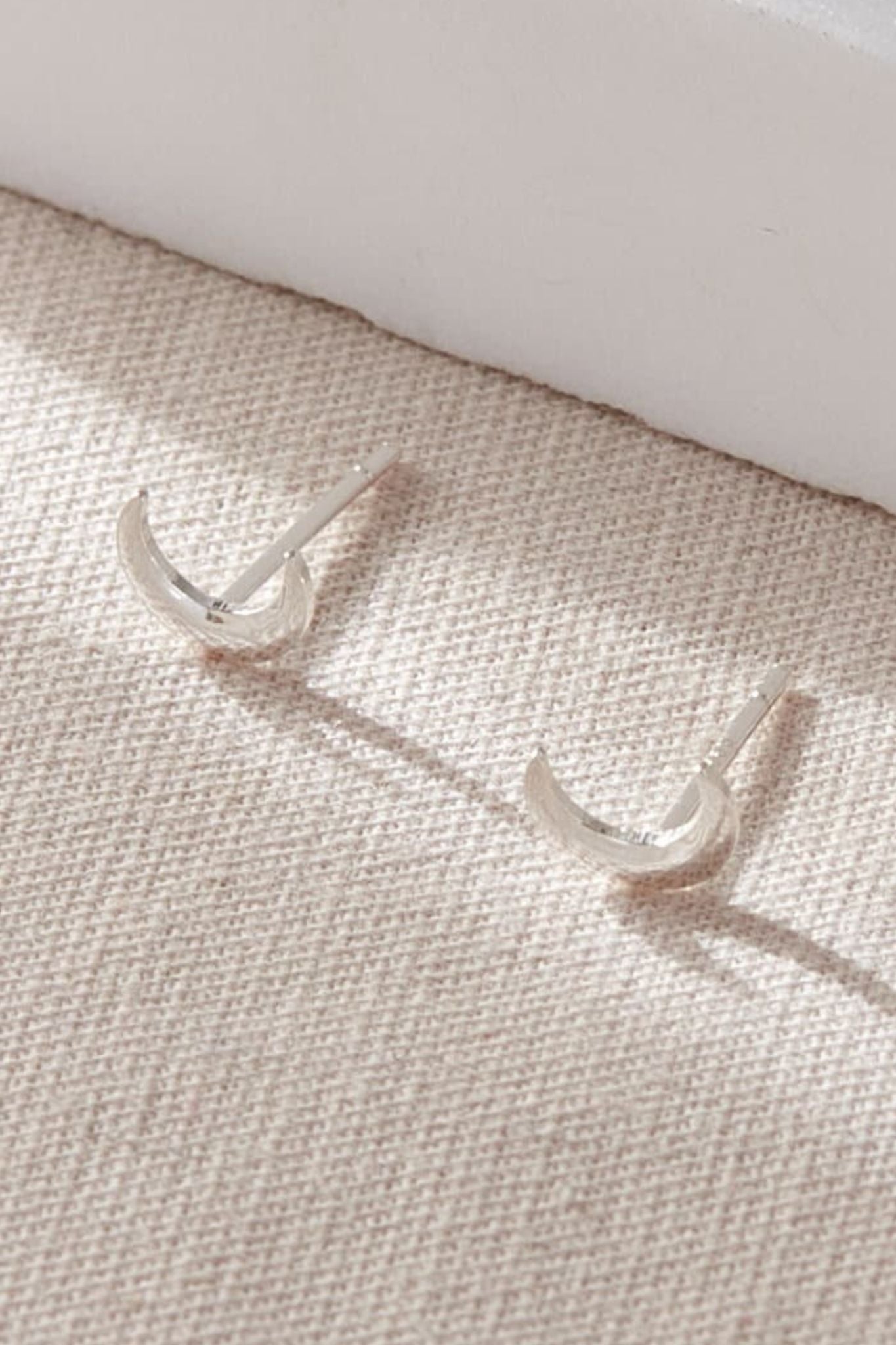 sterling-silver-moon-studs-in-silver