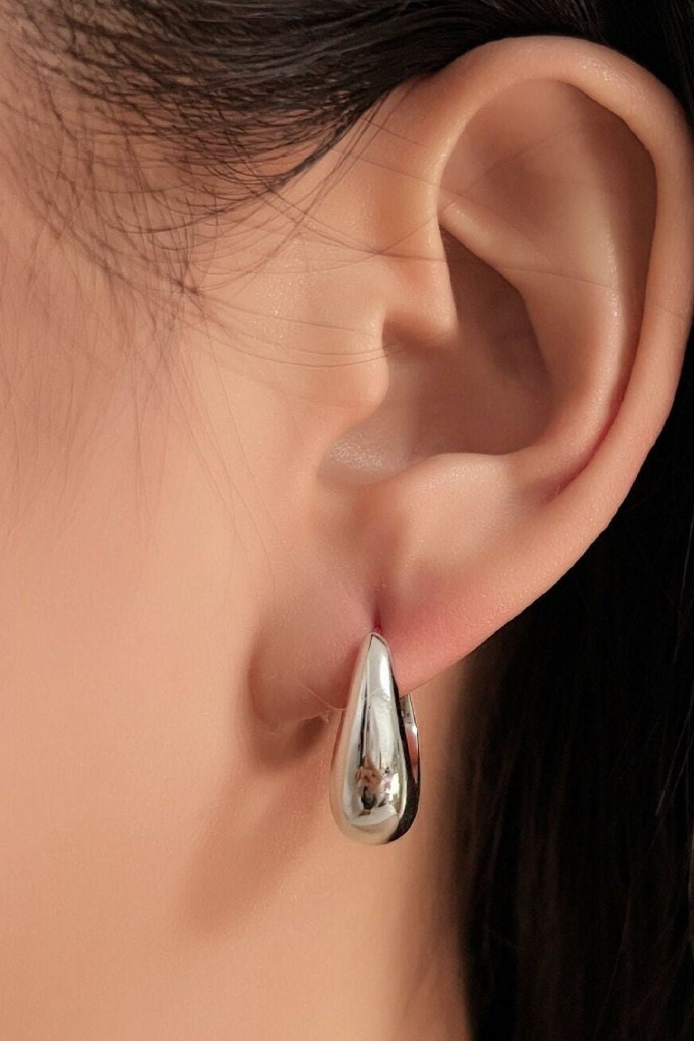 chunky-hoops-in-silver-various-sizes-16mm