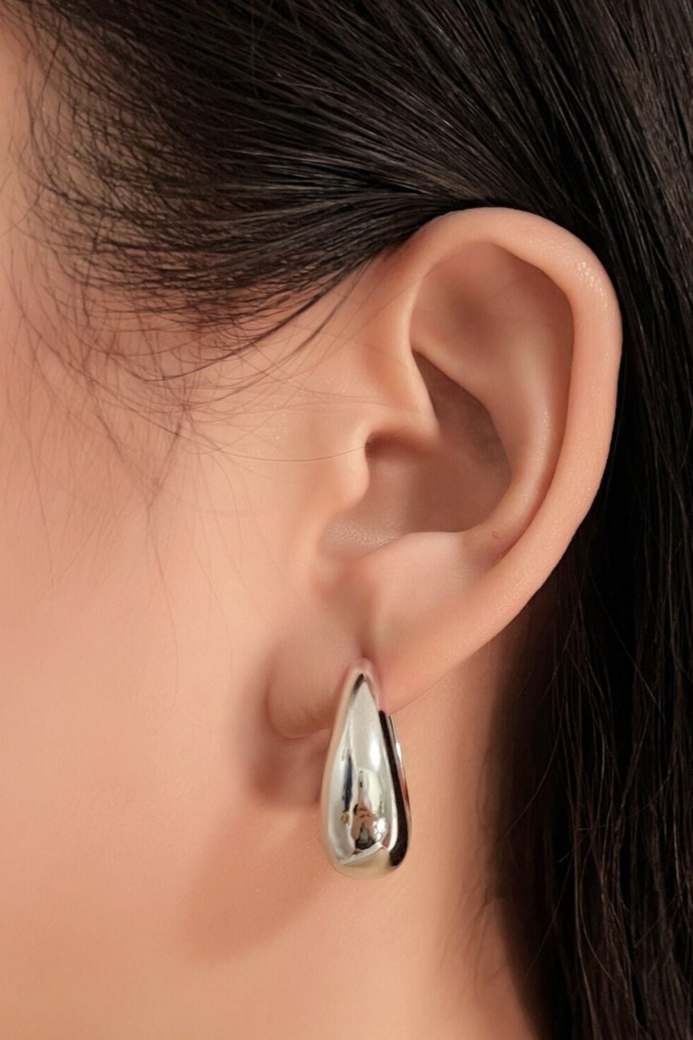 chunky-hoops-in-silver-various-sizes-20mm