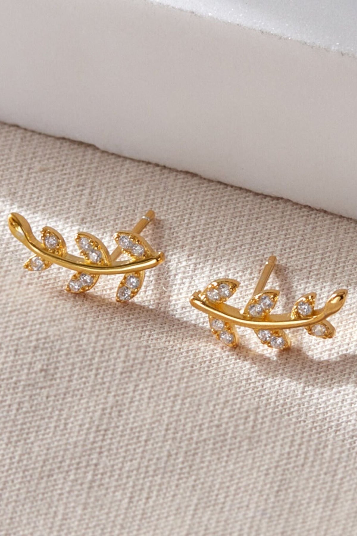 sterling-silver-cz-sparkly-leaf-studs-in-gold