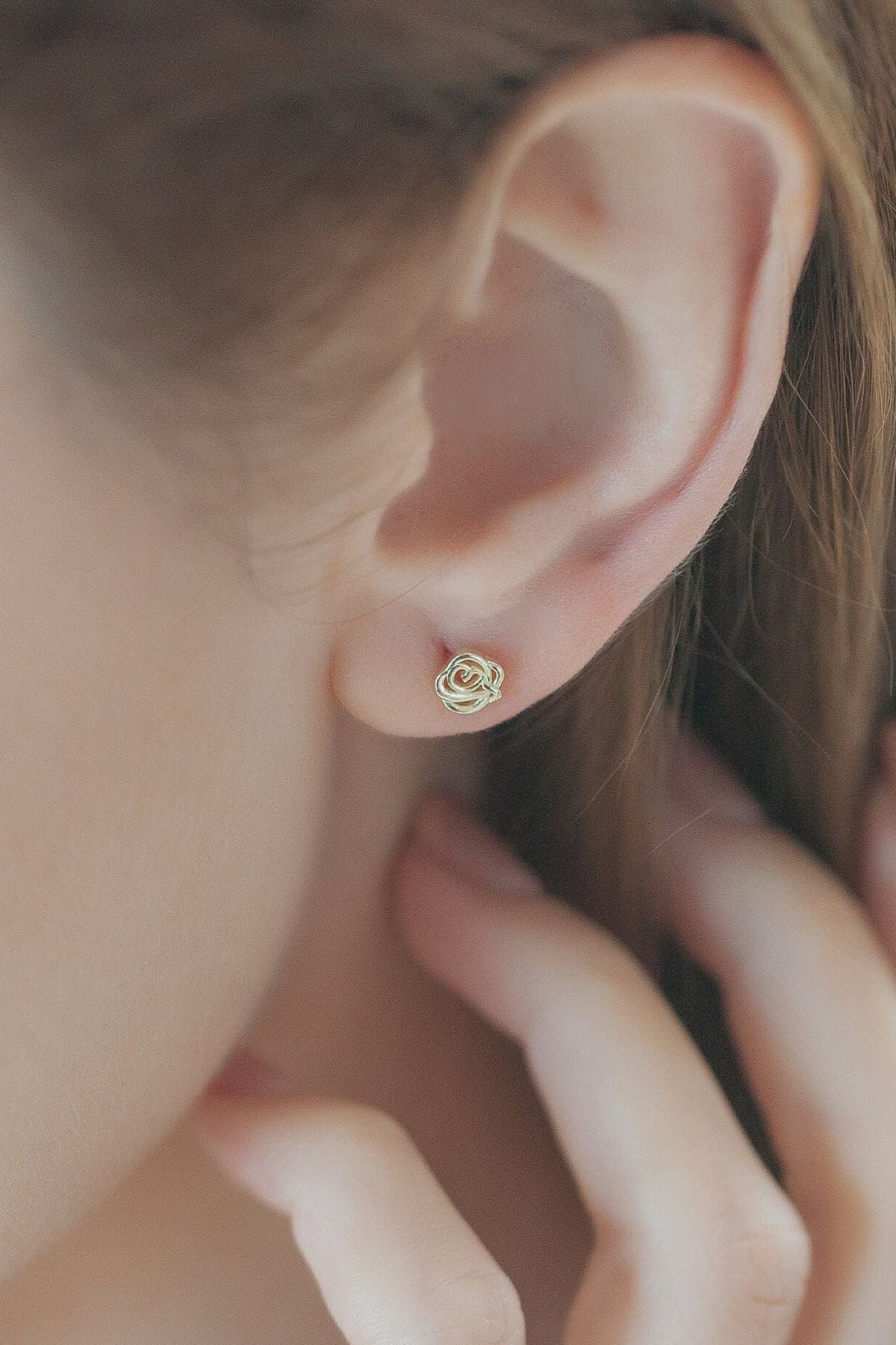 sterling-silver-rose-floral-studs-in-gold-model