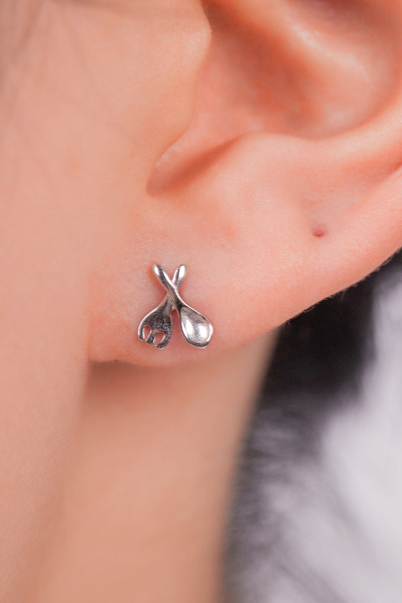 sterling-silver-fork-and-spoon-studs-in-silver-model