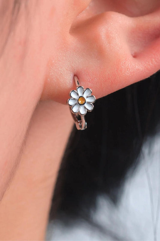 sterling-silver-daisy-flower-hoops-in-silver-model