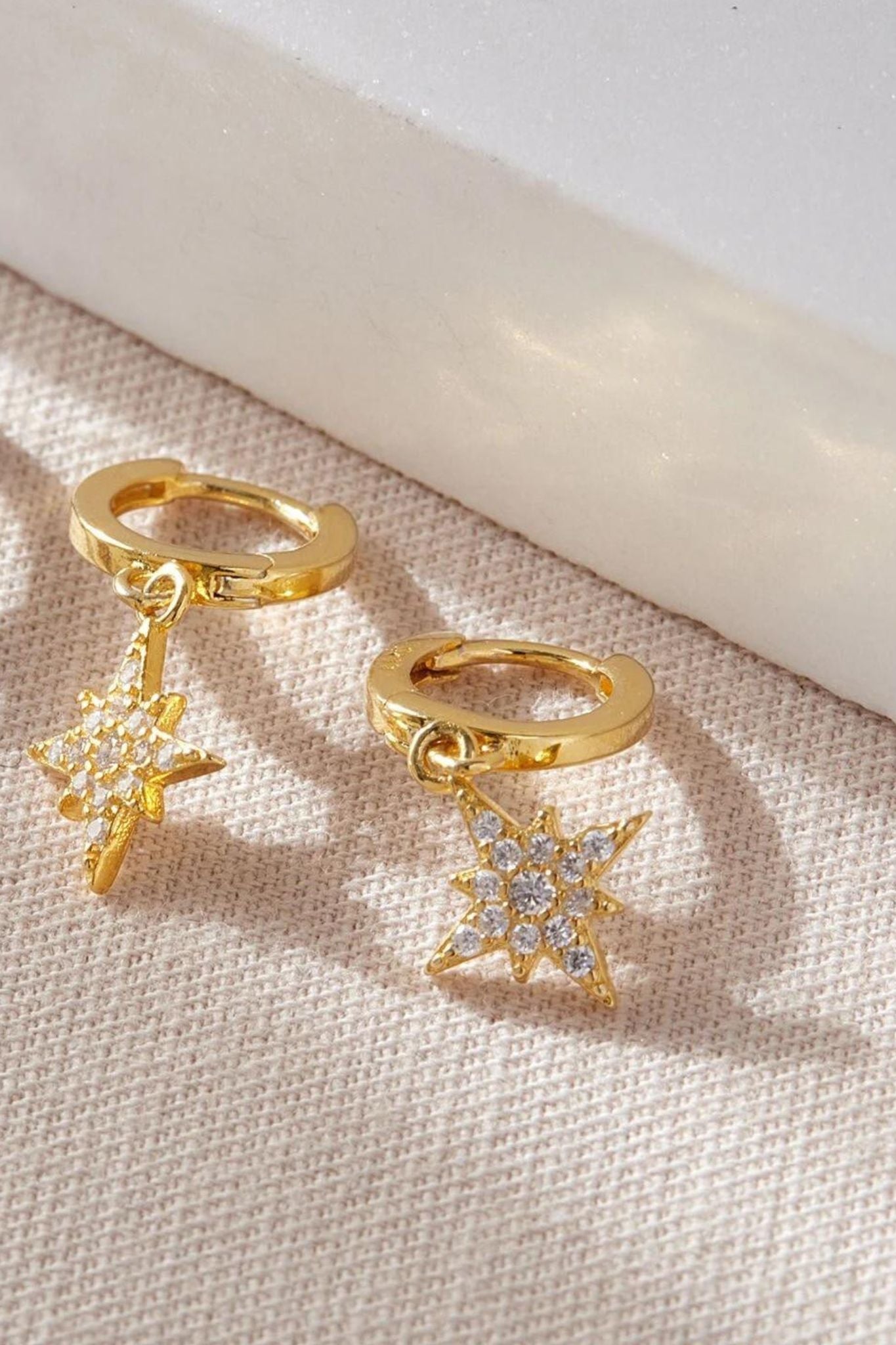 sterling-silver-cz-star-hoops-10mm-closeup