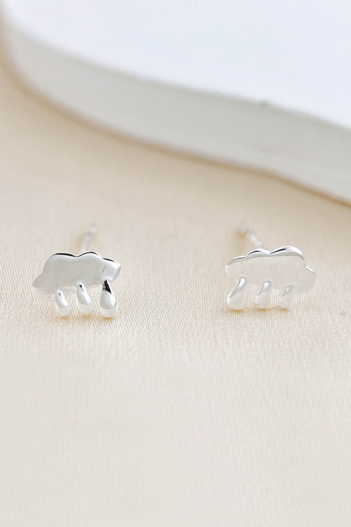 sterling-silver-rain-cloud-studs-in-silver