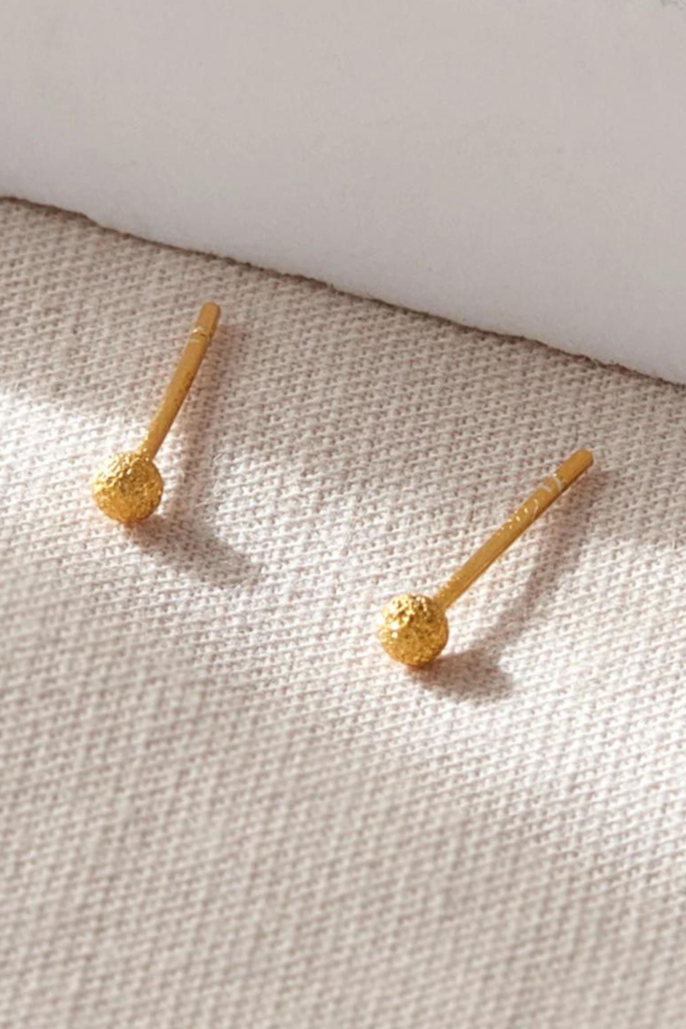 sterling-silver-tiny-ball-studs-2-5mm-frosted
