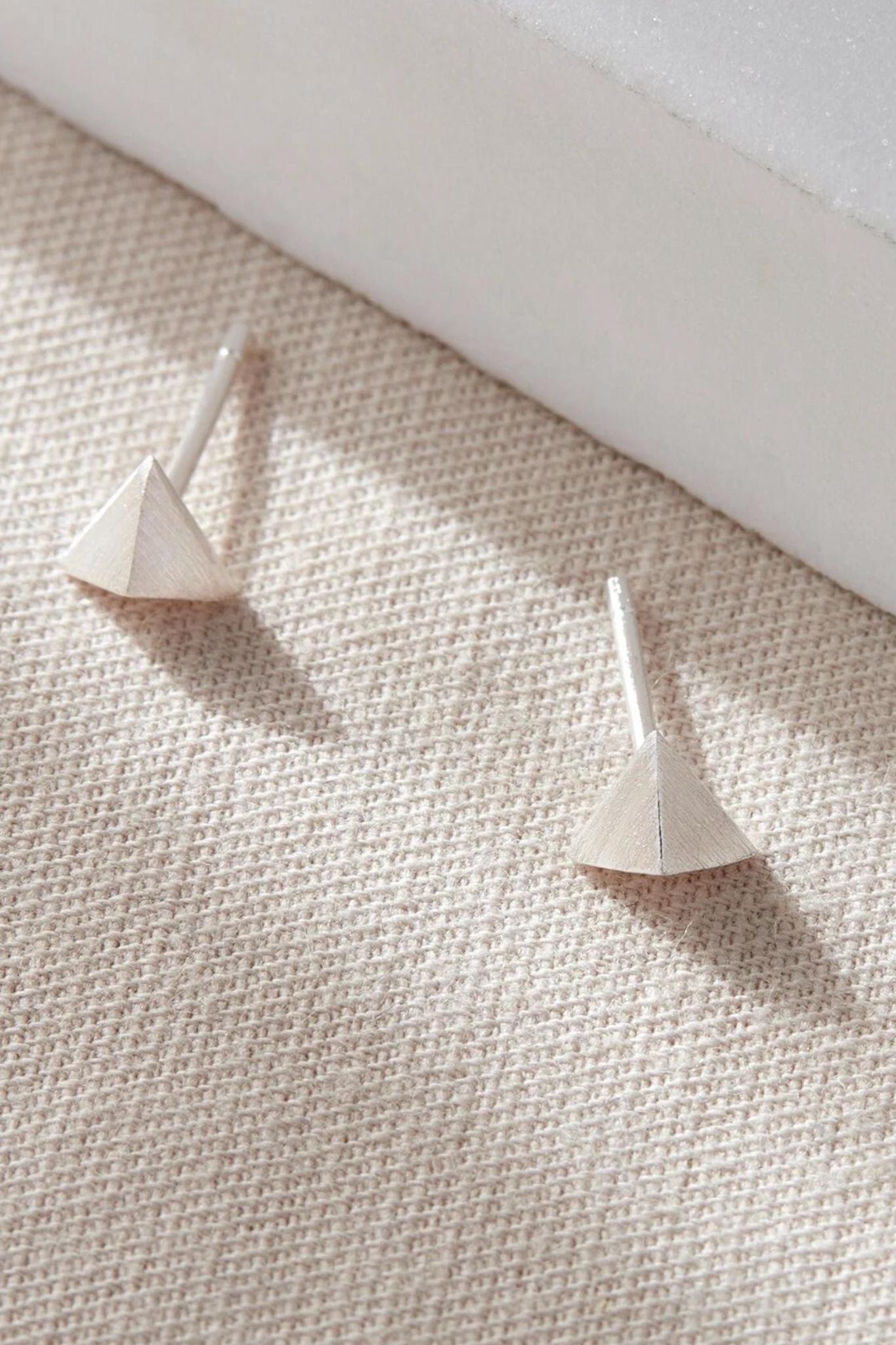 sterling-silver-pyramid-studs-closeup