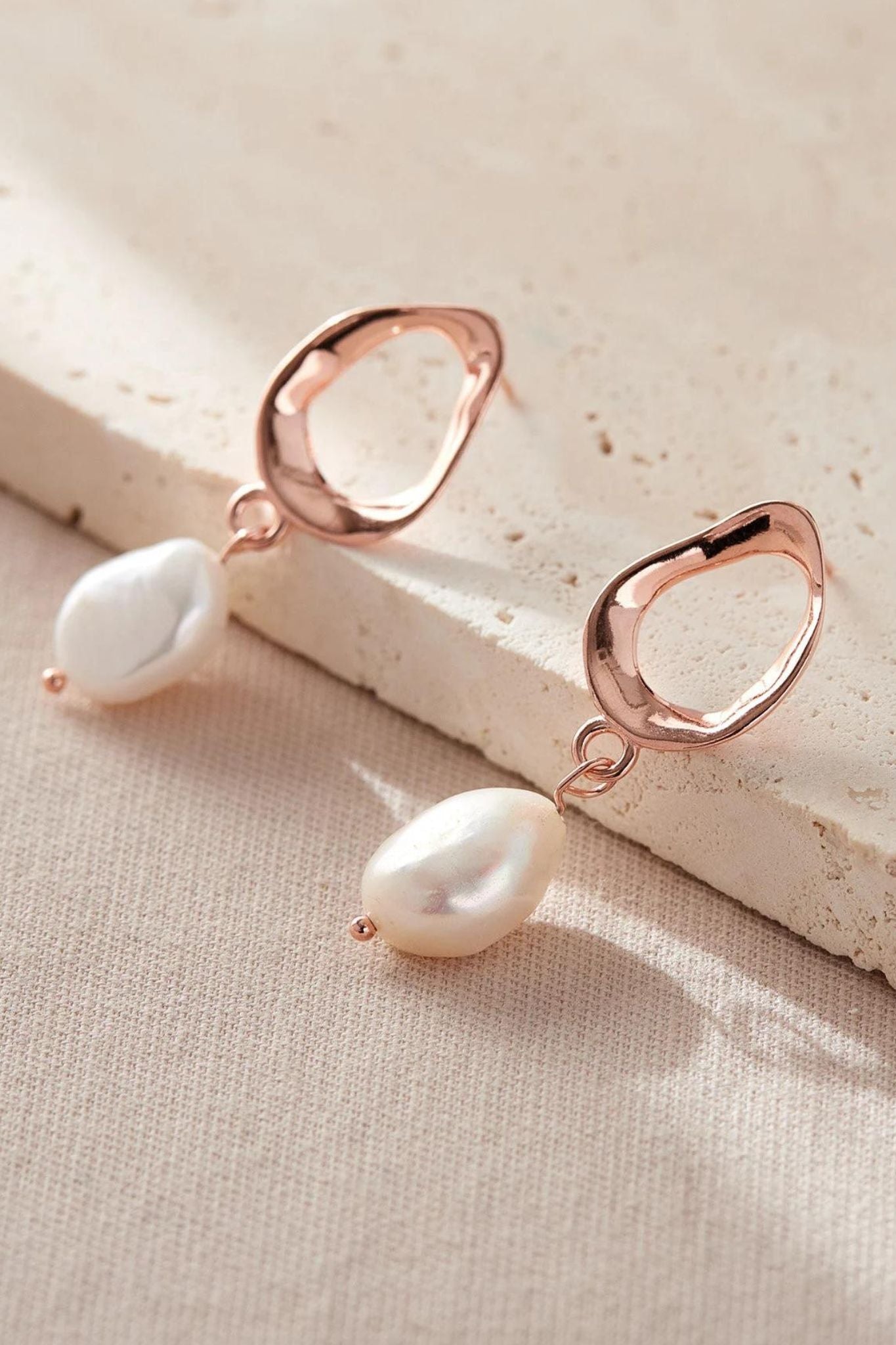 sterling-silver-baroque-pearl-drop-earrings-in-rose-gold