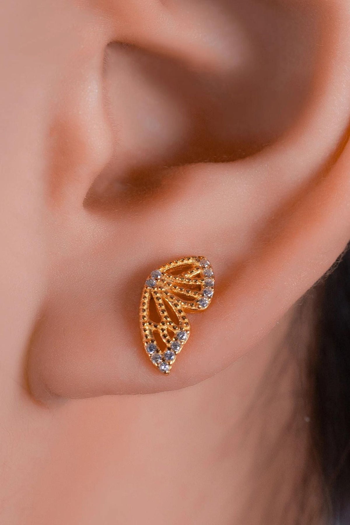 sterling-silver-butterfly-wing-stud-in-gold-model