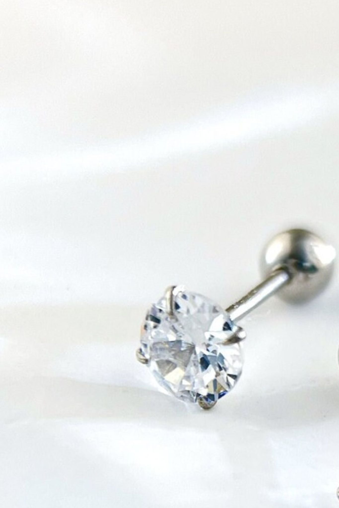 sterling-silver-cz-cartilage-studs-silver-single