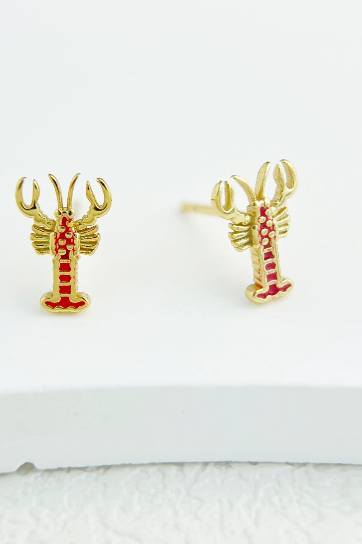 sterling-silver-lobster-studs-in-gold