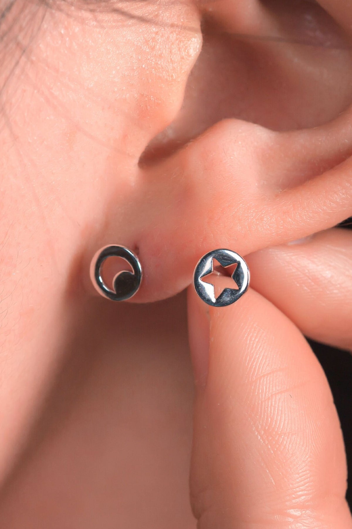 sterling-silver-mismatched-star-moon-studs-in-silver-1-model