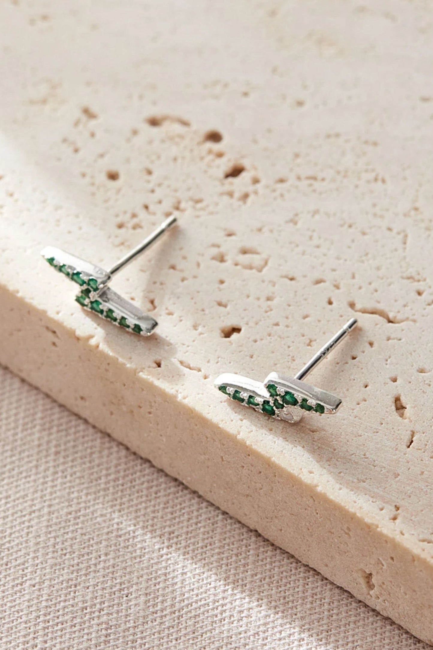 terling-silver-cz-lightning-bolt-studs-in-silver-green