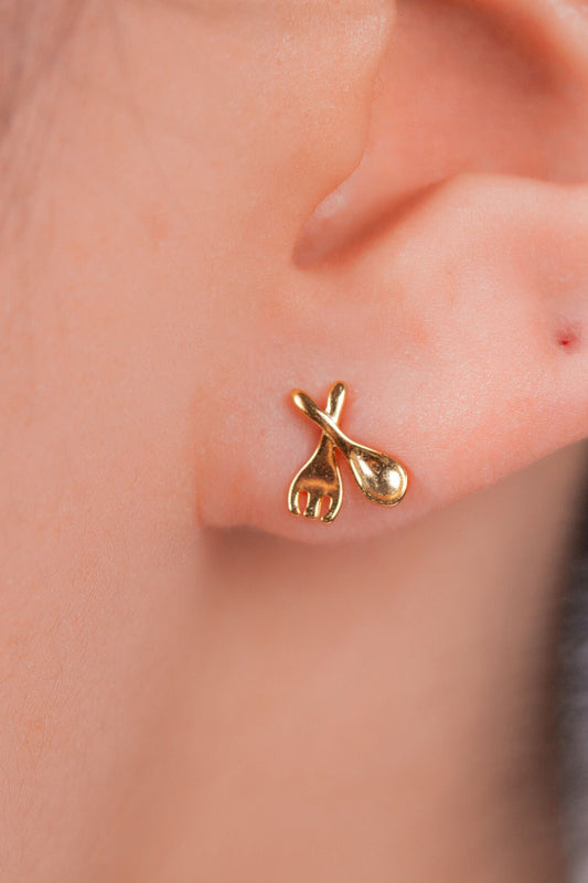 sterling-silver-fork-and-spoon-studs-in-gold-model