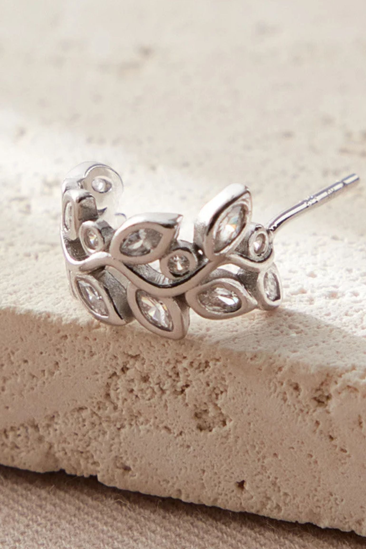 sterling-silver-cz-olive-leaf-half-hoops-in-silver
