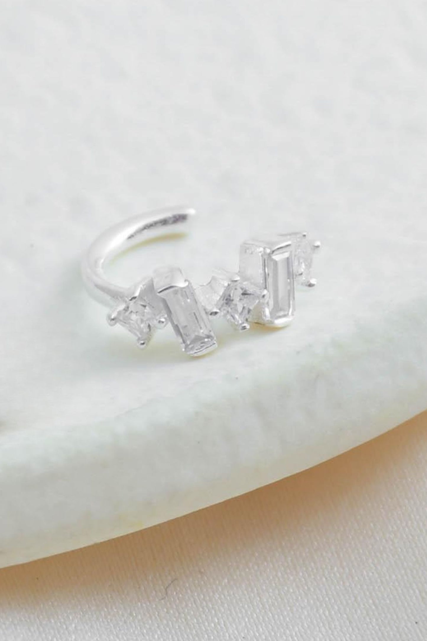 sterling-baguette-cz-ear-cuff-single