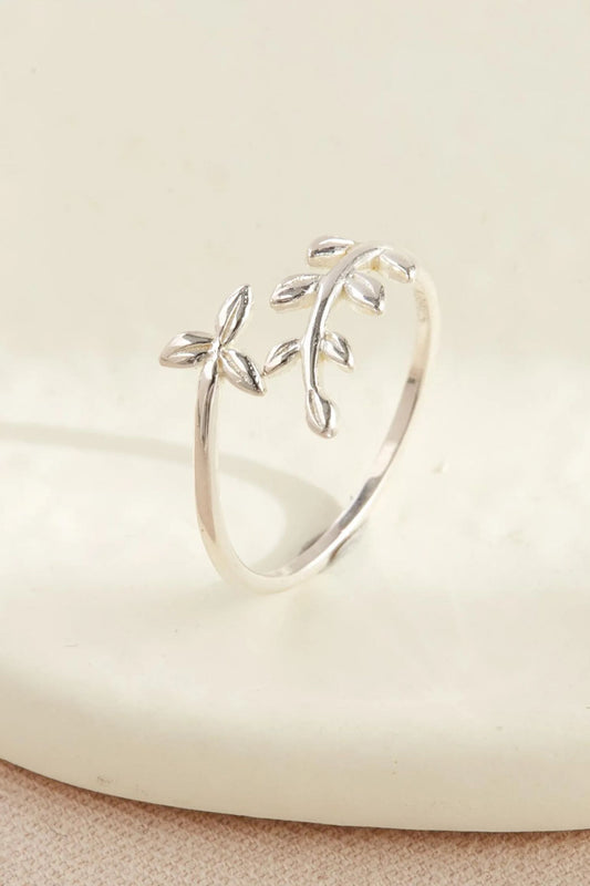 sterling-silver-olive-leaf-ring-in-silver