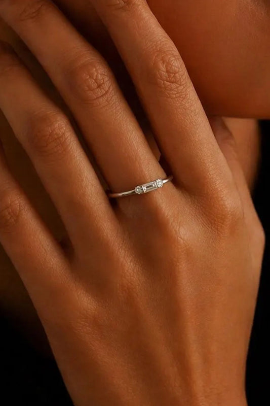 sterling-silver-baguette-ring-in-silver-model