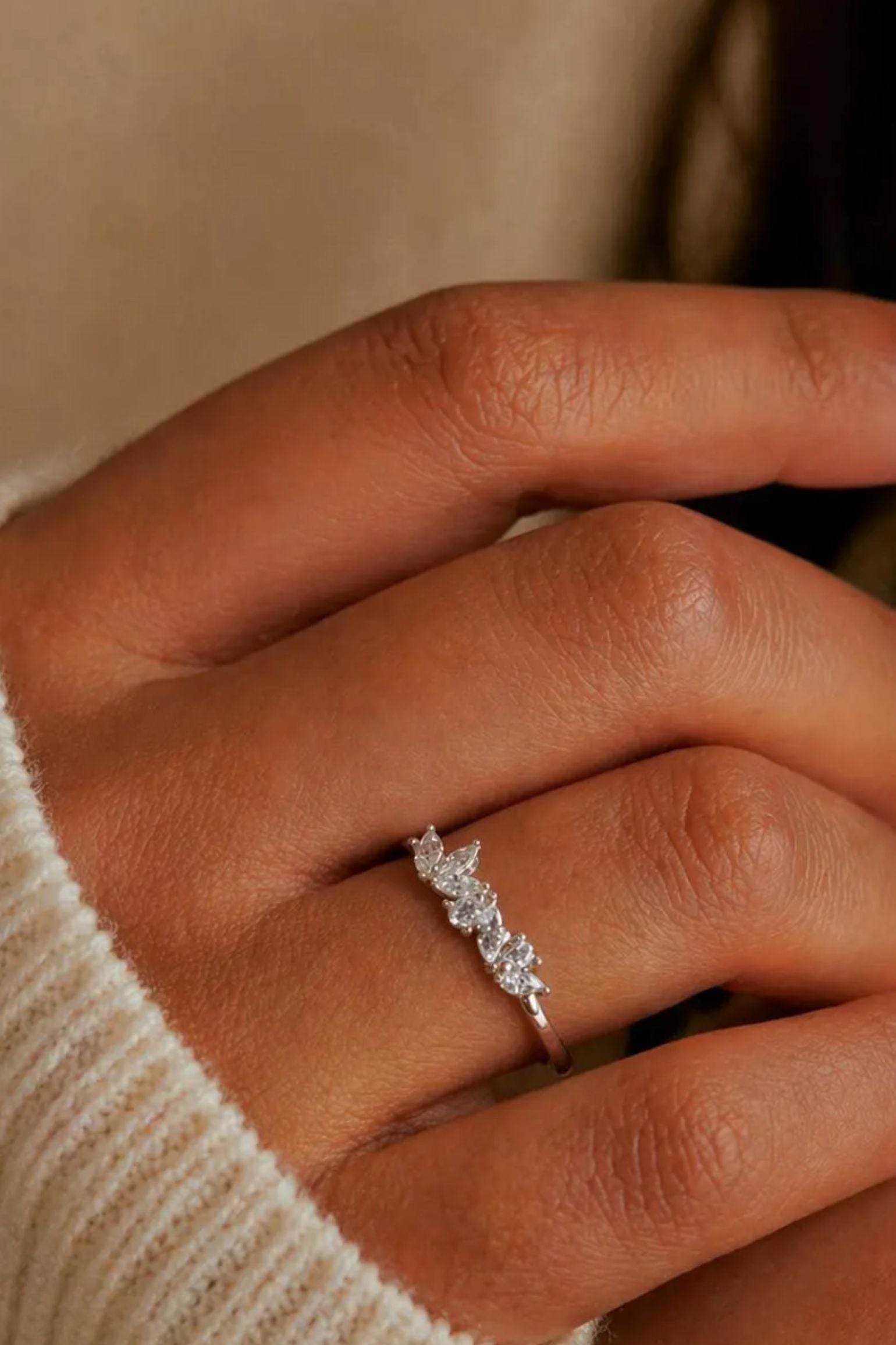 sterling-silver-cz-leaf-ring-model