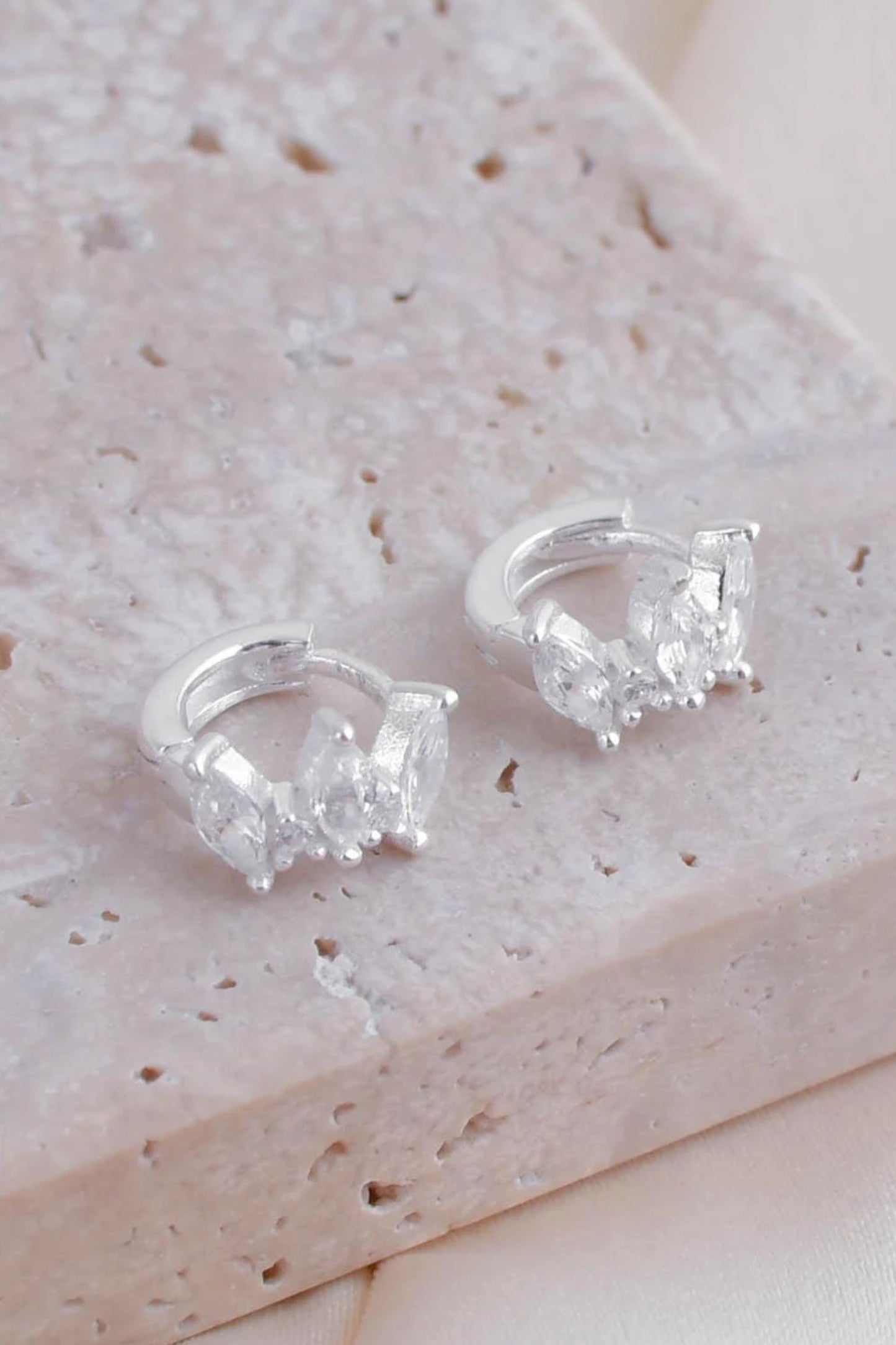 sterling-silver-cz-leaf-huggie-hoops-6mm