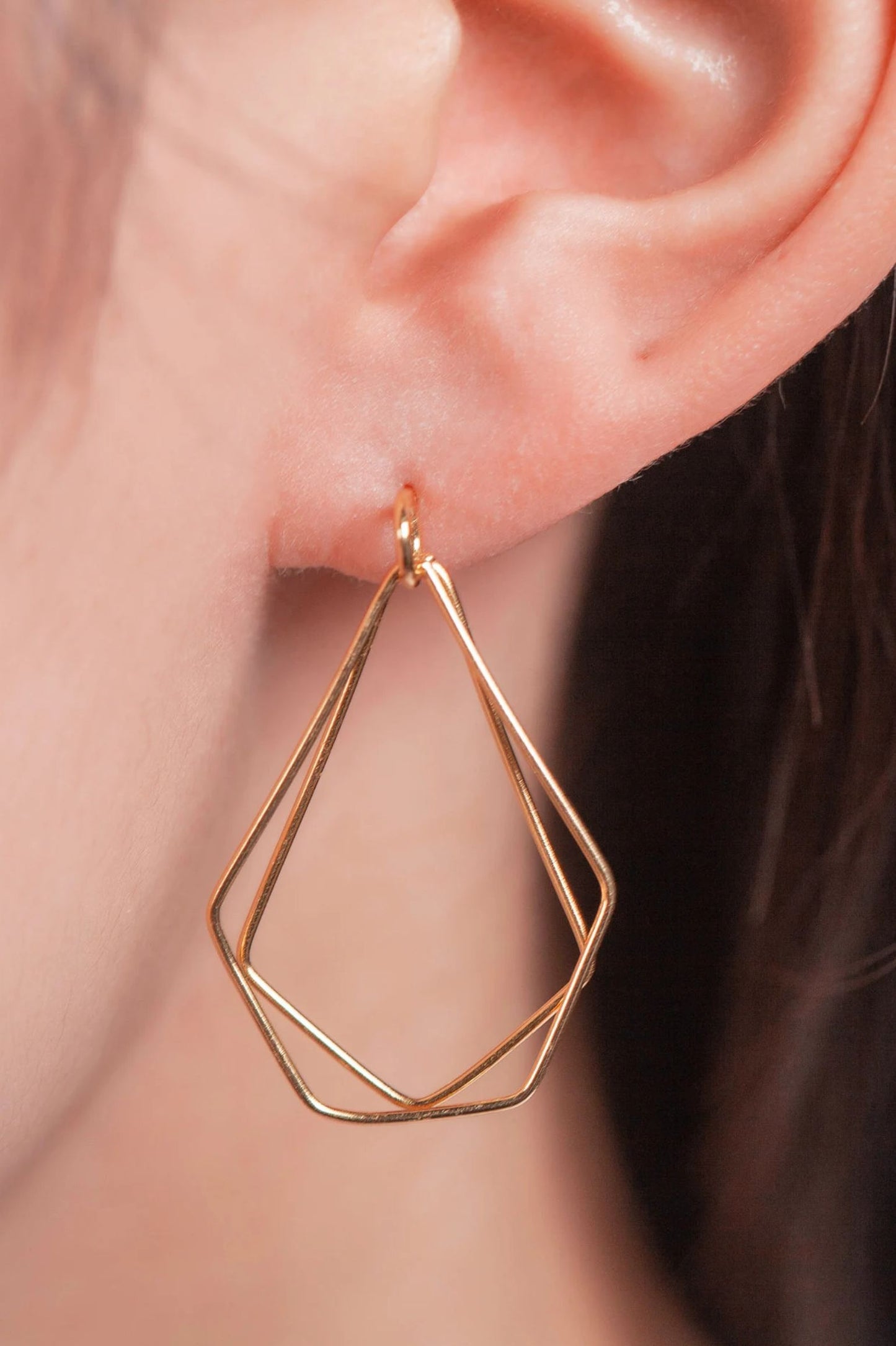 sterling-silver-geometric-drop-earrings-in-gold-model