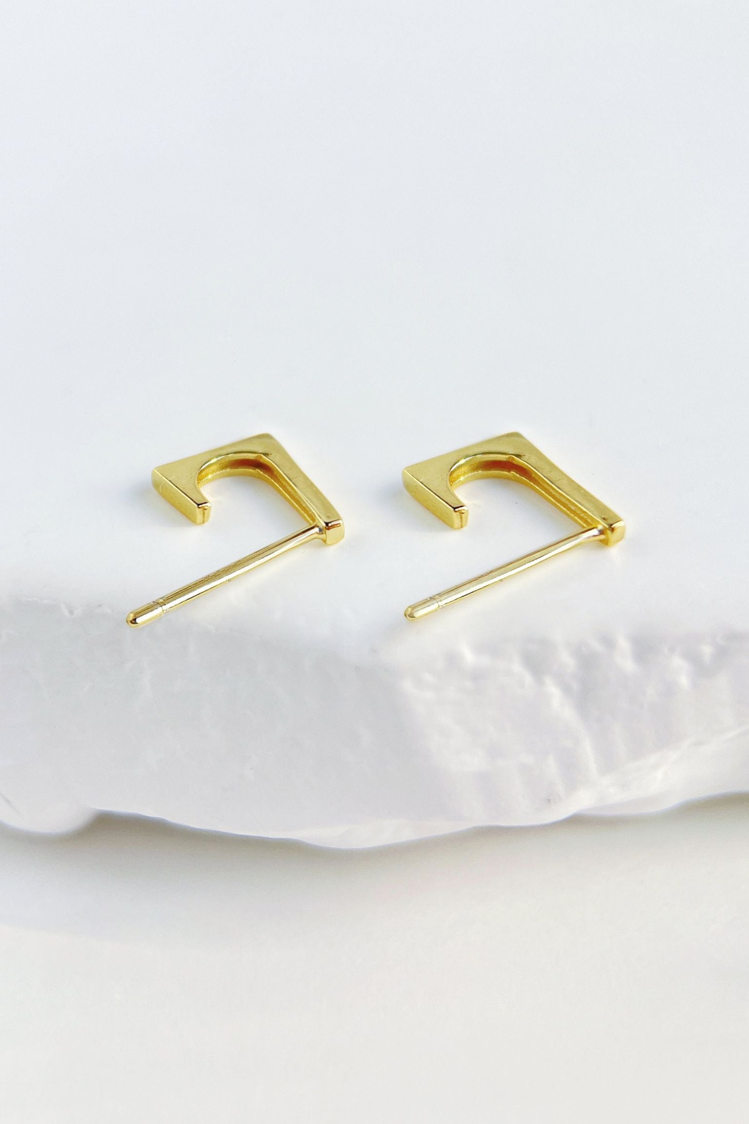 sterling-silver-geometic-c-cut-studs-in-gold